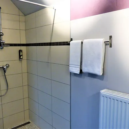 Saint Daniel فندق Péruwelz