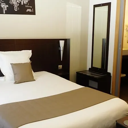 فندق Saint Daniel Péruwelz