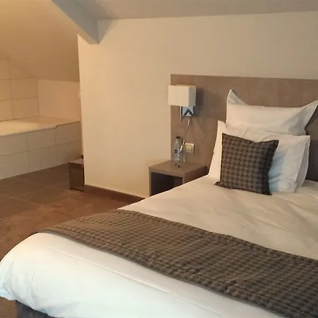 Saint Daniel Hotel Péruwelz