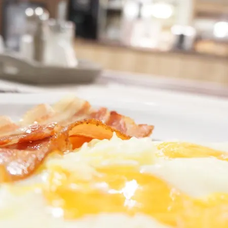 Saint Daniel Hotel 3*