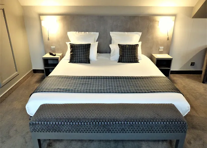 Saint Daniel Hotel Péruwelz