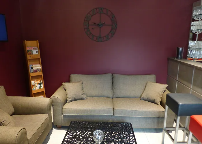 Saint Daniel Hotel Péruwelz