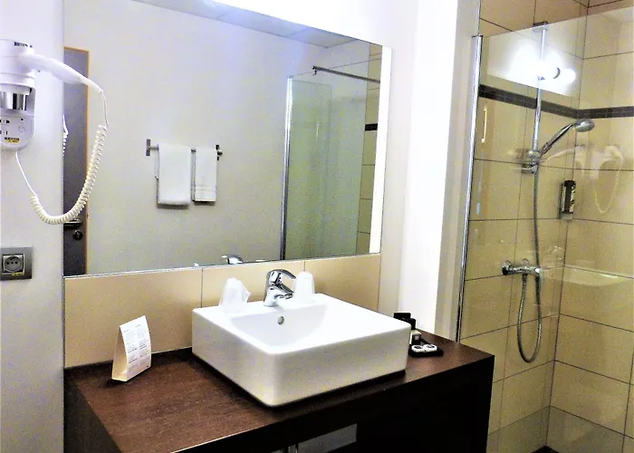 Saint Daniel Hotel Péruwelz