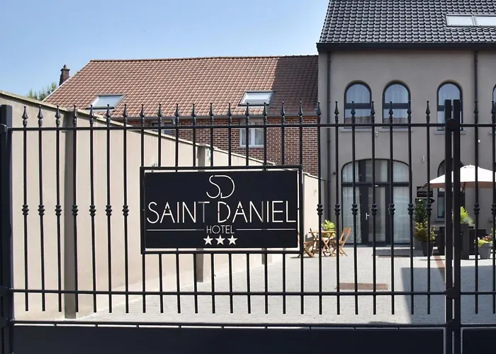 Saint Daniel فندق Péruwelz